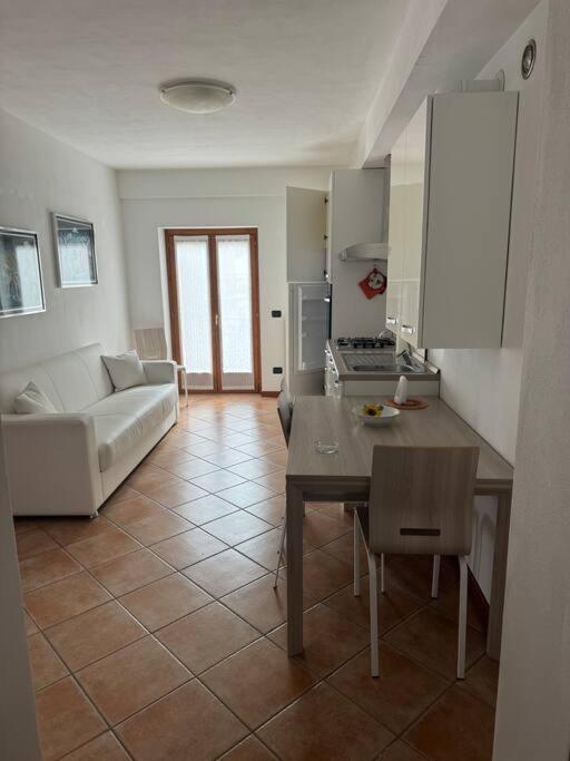 Suite Panoramica Casa Vacanza Di Alex G Oltre il Colle Экстерьер фото