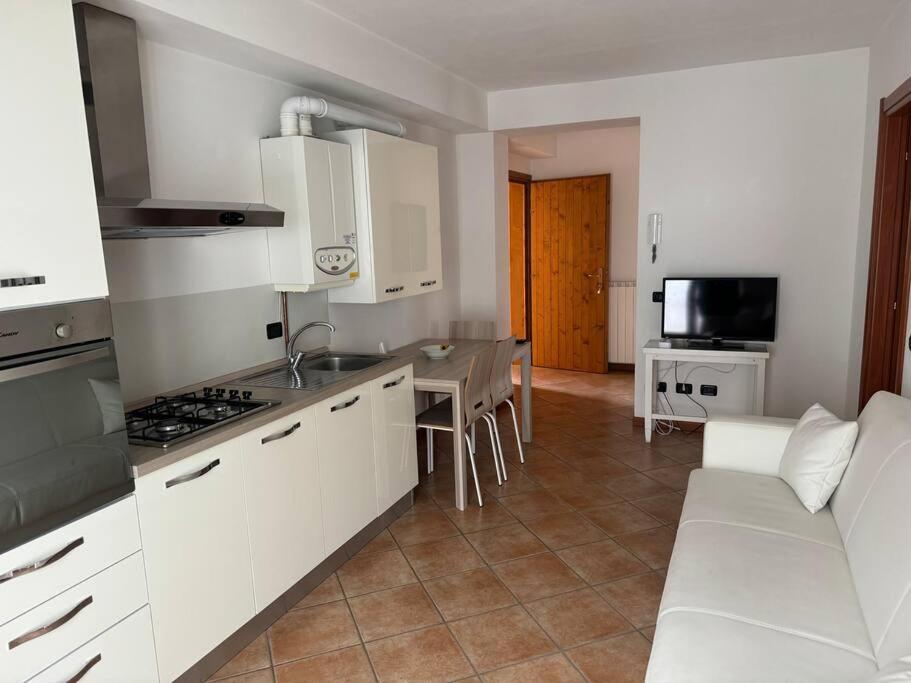 Suite Panoramica Casa Vacanza Di Alex G Oltre il Colle Экстерьер фото